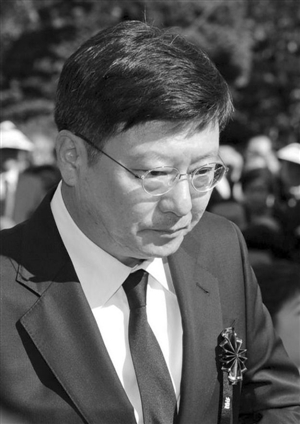 韩国戒严令风波引发市场震荡，韩股开跌2%，Paul Atkins对SEC职位的拒绝引发市场新思考