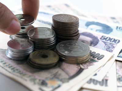 日本央行行长坚持加息策略，经济改善预期不动摇