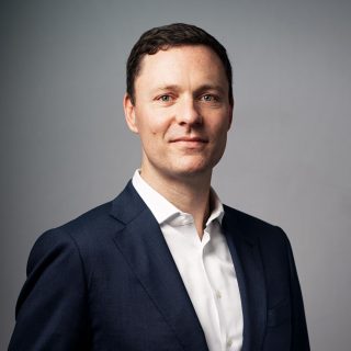 人物简介，Uphold首席执行官Simon McLoughlin