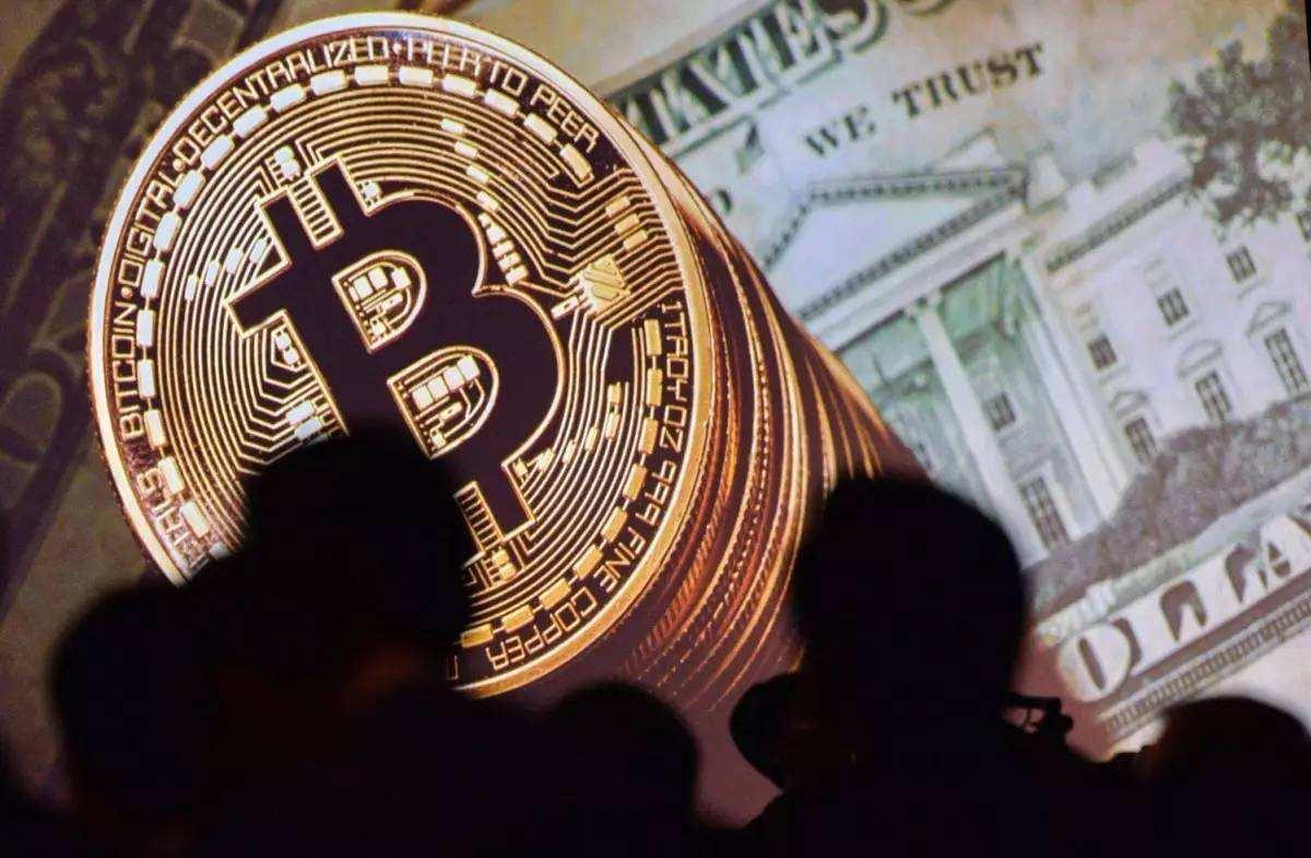 Coinbase溢价转负对比特币价格震荡，解析BTC期货缺口形成与影响